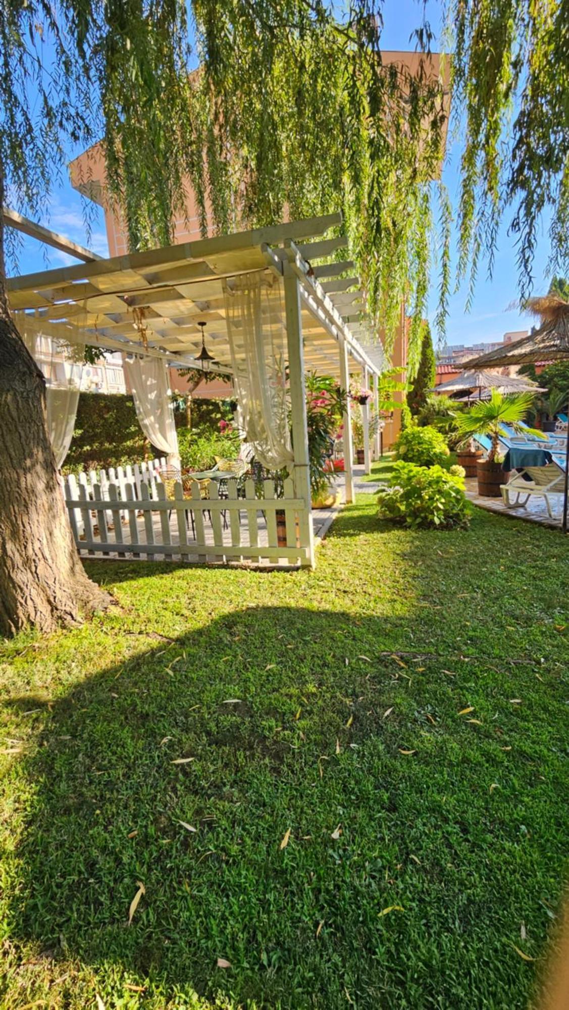 Hotel Liani Sunny Beach Exterior foto